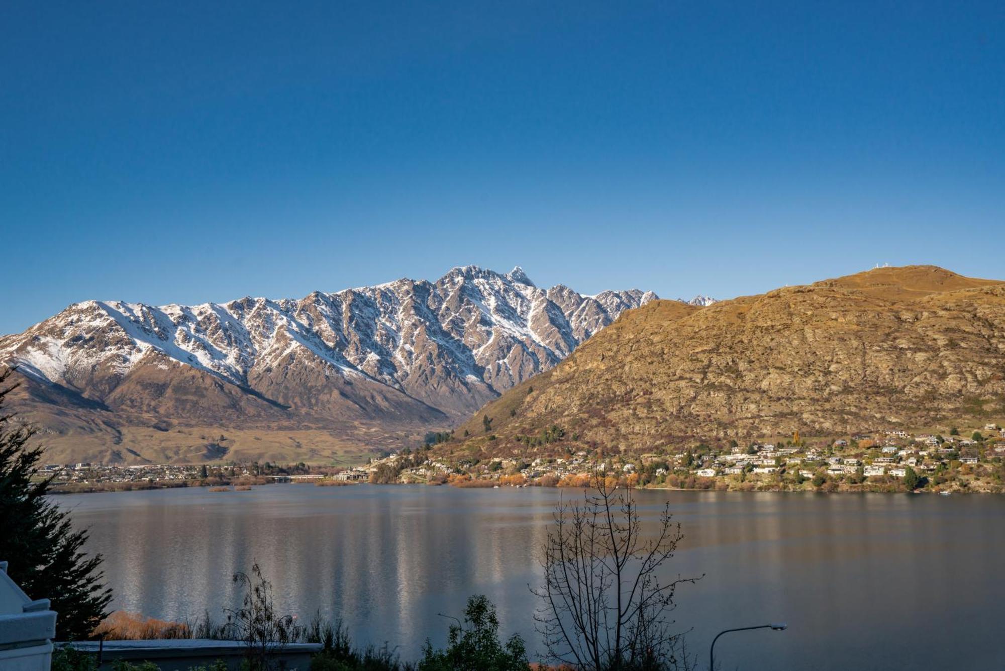 2-Bedroom Apartment With Lake & Mountain View - Beechwood Queenstown Exteriör bild